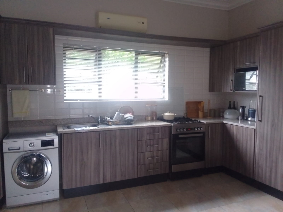 To Let 3 Bedroom Property for Rent in Selborne Eastern Cape